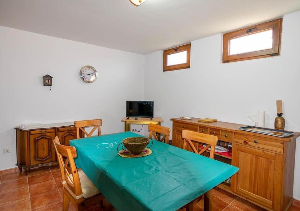 Villa Miguel Арнуеро Екстериор снимка
